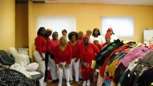 The ladies paused for a quick picture, then went to work (Aneesha Hanif photo).